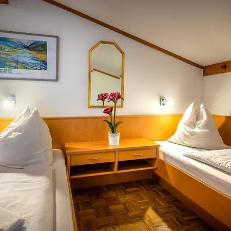 Sonneck Summer Card Included * קפרון