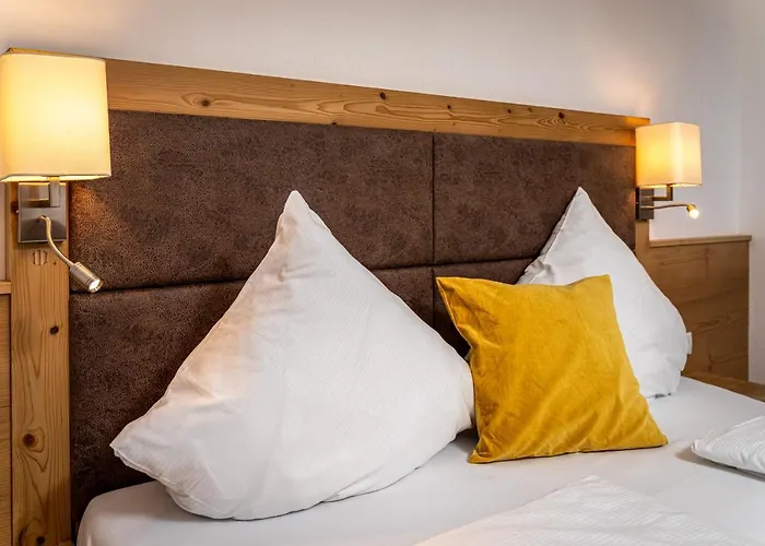 Sonneck Summer Card Included