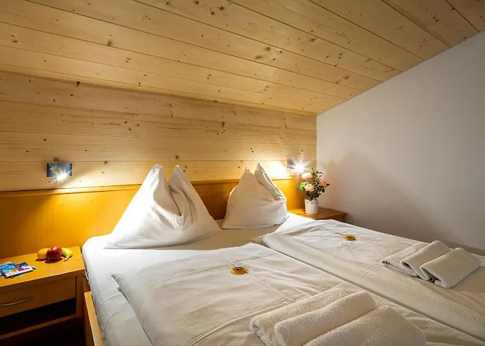 Sonneck Summer Card Included *